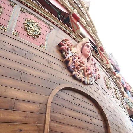 Апартаменты Pirates Village *
