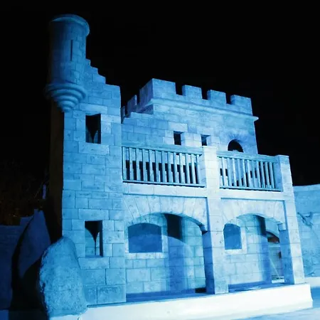 Pirates Village Санта-Понса