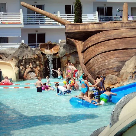 Pirates Village * Санта-Понса